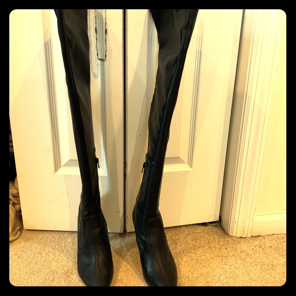 Black vegan leather over the knee BCBG Generation